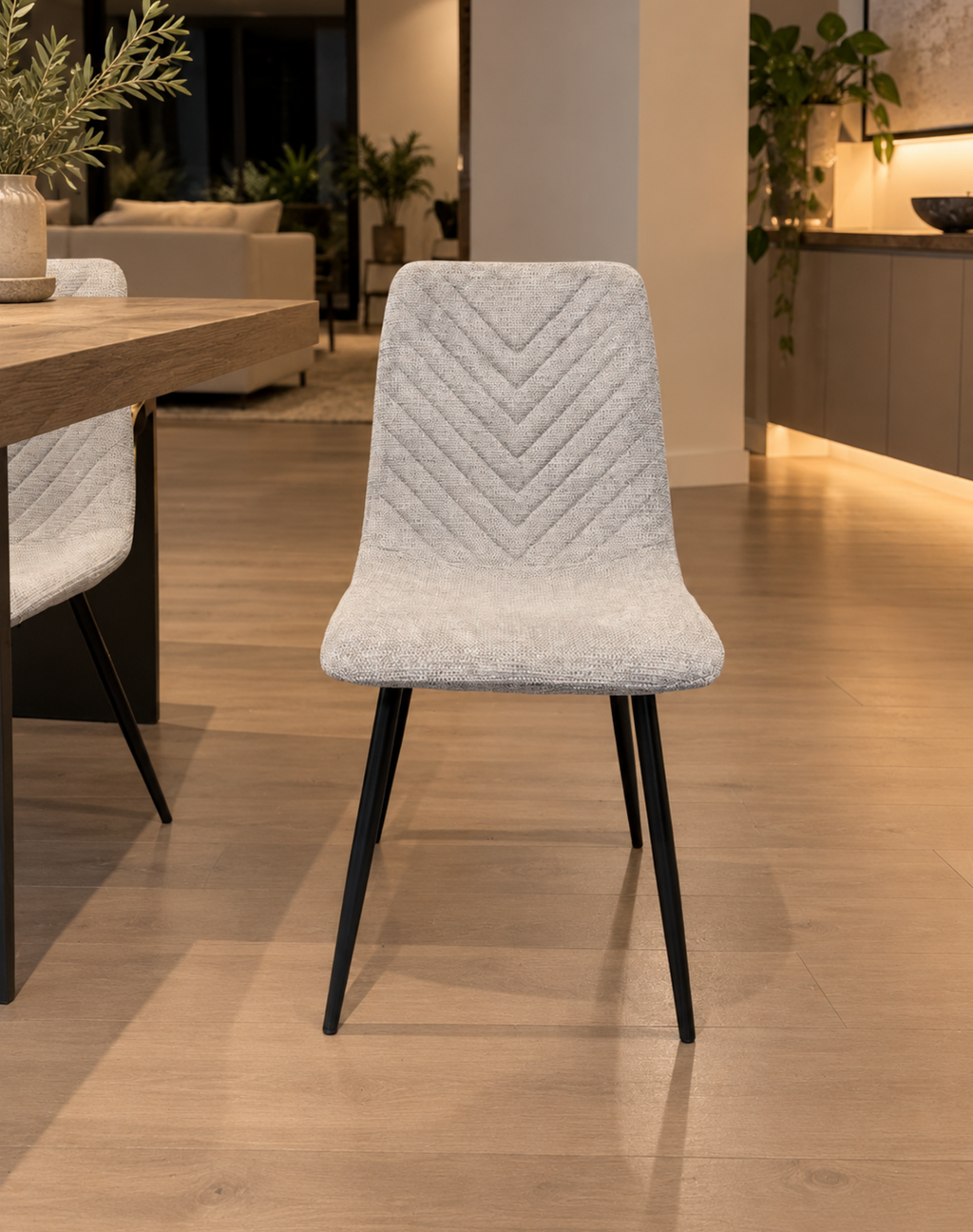 FINLEY DINING CHAIR