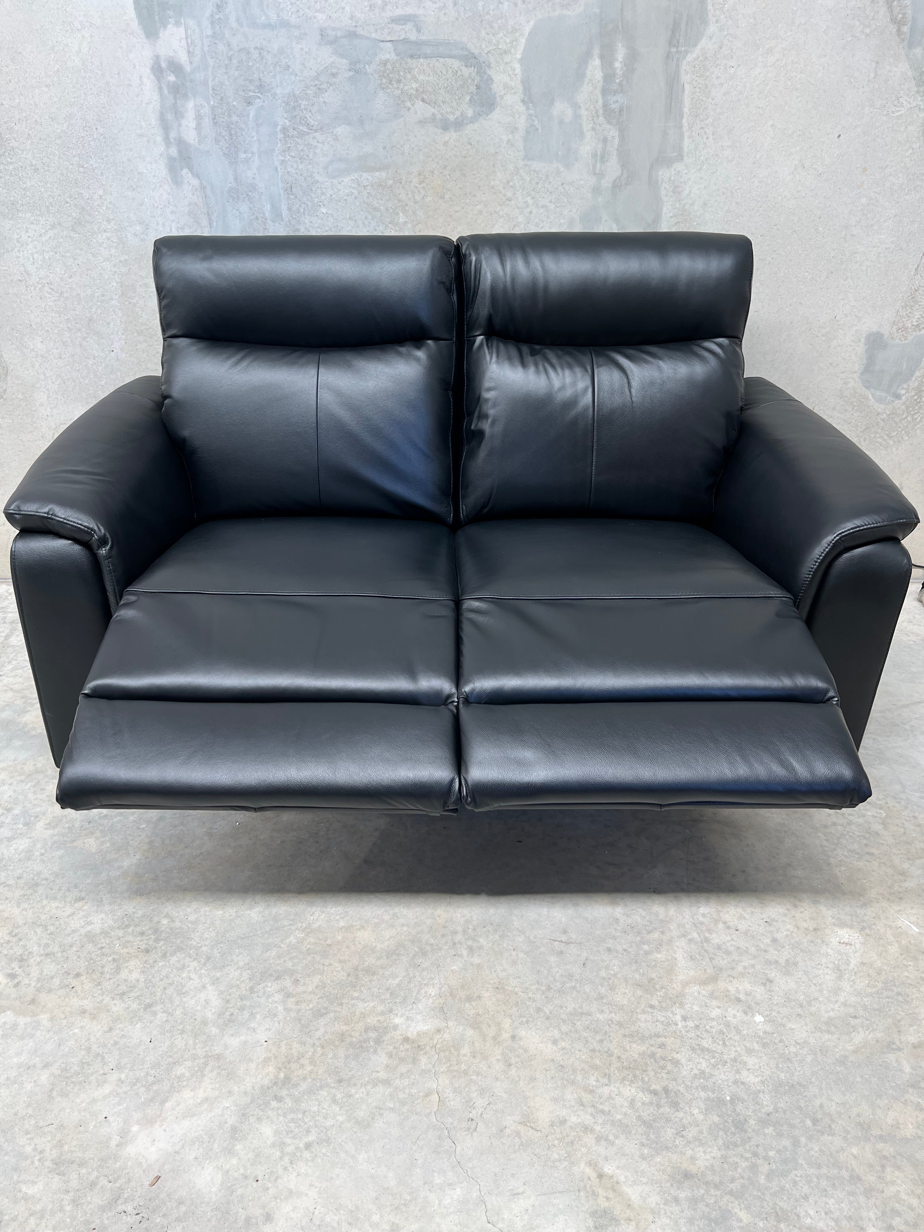 ESSEN 2 Seater Leather Electric Recliner